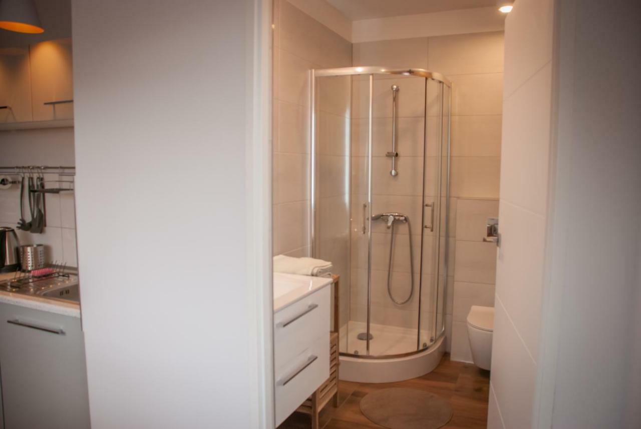 Noclegi "Boczna 5A" Apartamenty Goscinne Szczawno-Zdroj Bagian luar foto
