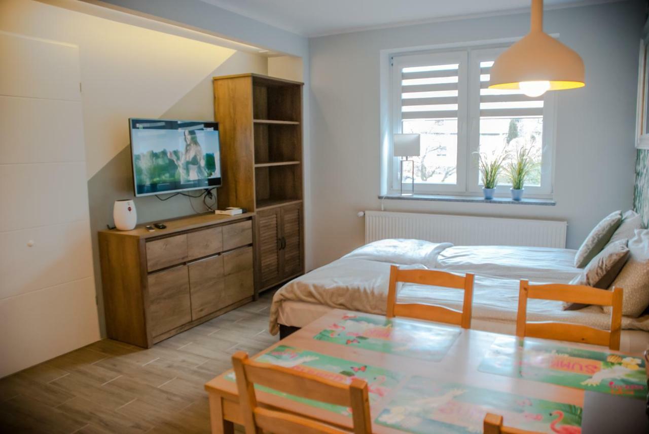 Noclegi "Boczna 5A" Apartamenty Goscinne Szczawno-Zdroj Bagian luar foto