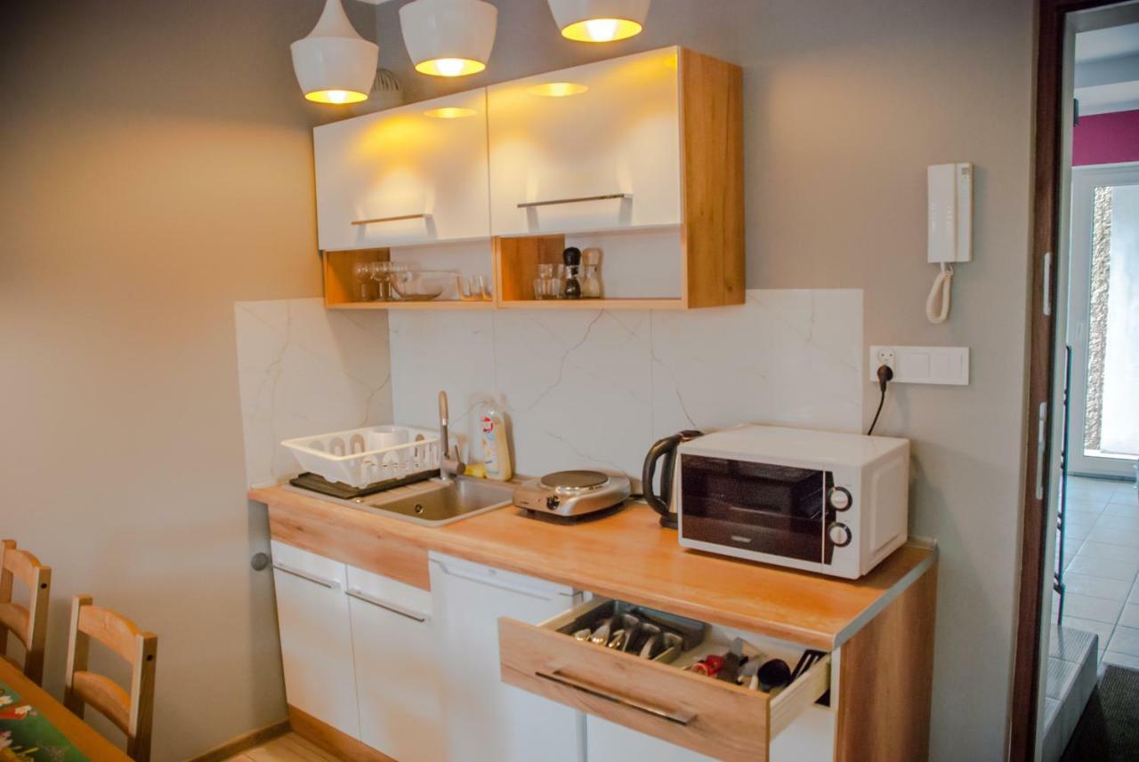 Noclegi "Boczna 5A" Apartamenty Goscinne Szczawno-Zdroj Bagian luar foto