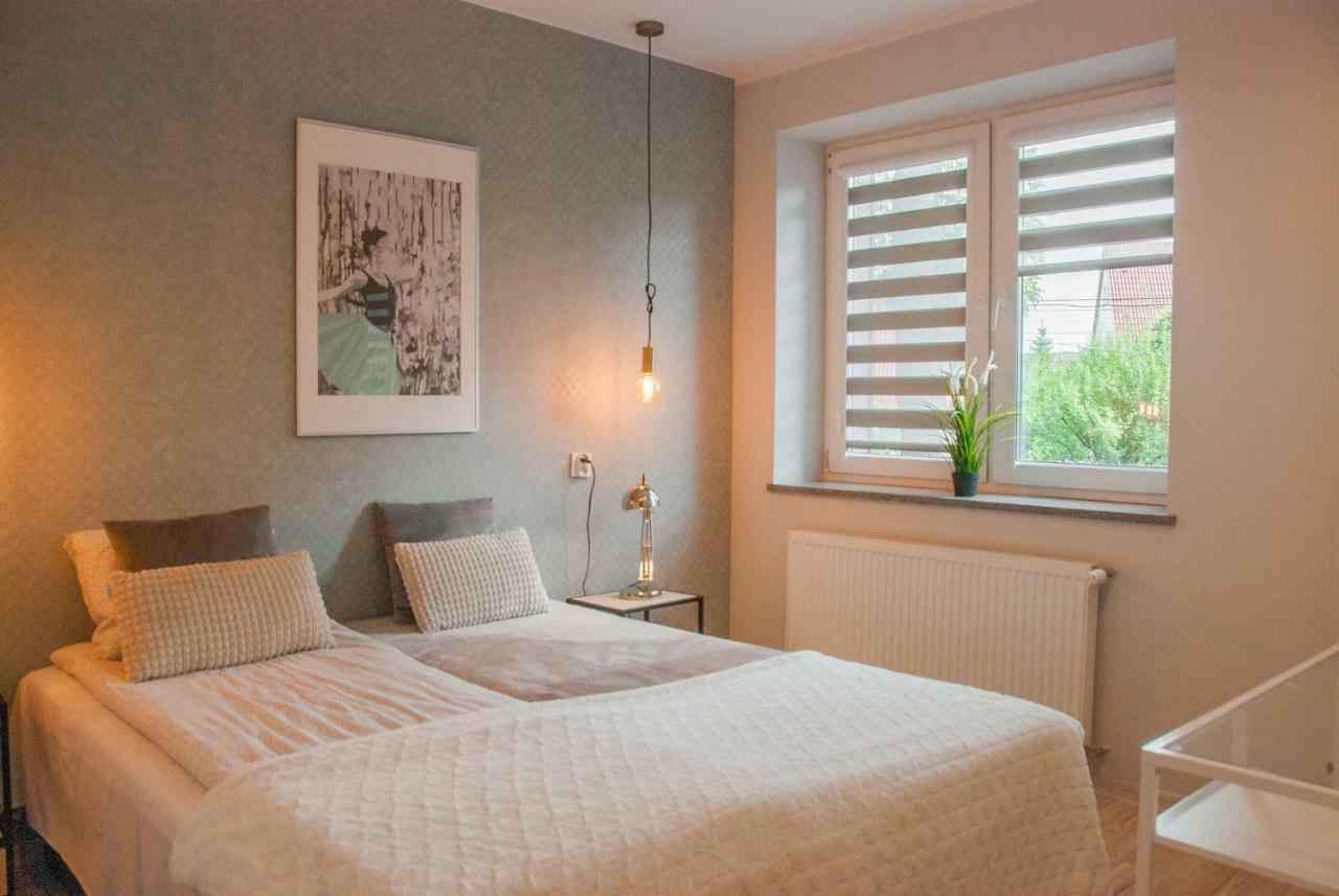 Noclegi "Boczna 5A" Apartamenty Goscinne Szczawno-Zdroj Bagian luar foto