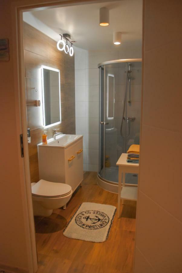 Noclegi "Boczna 5A" Apartamenty Goscinne Szczawno-Zdroj Bagian luar foto